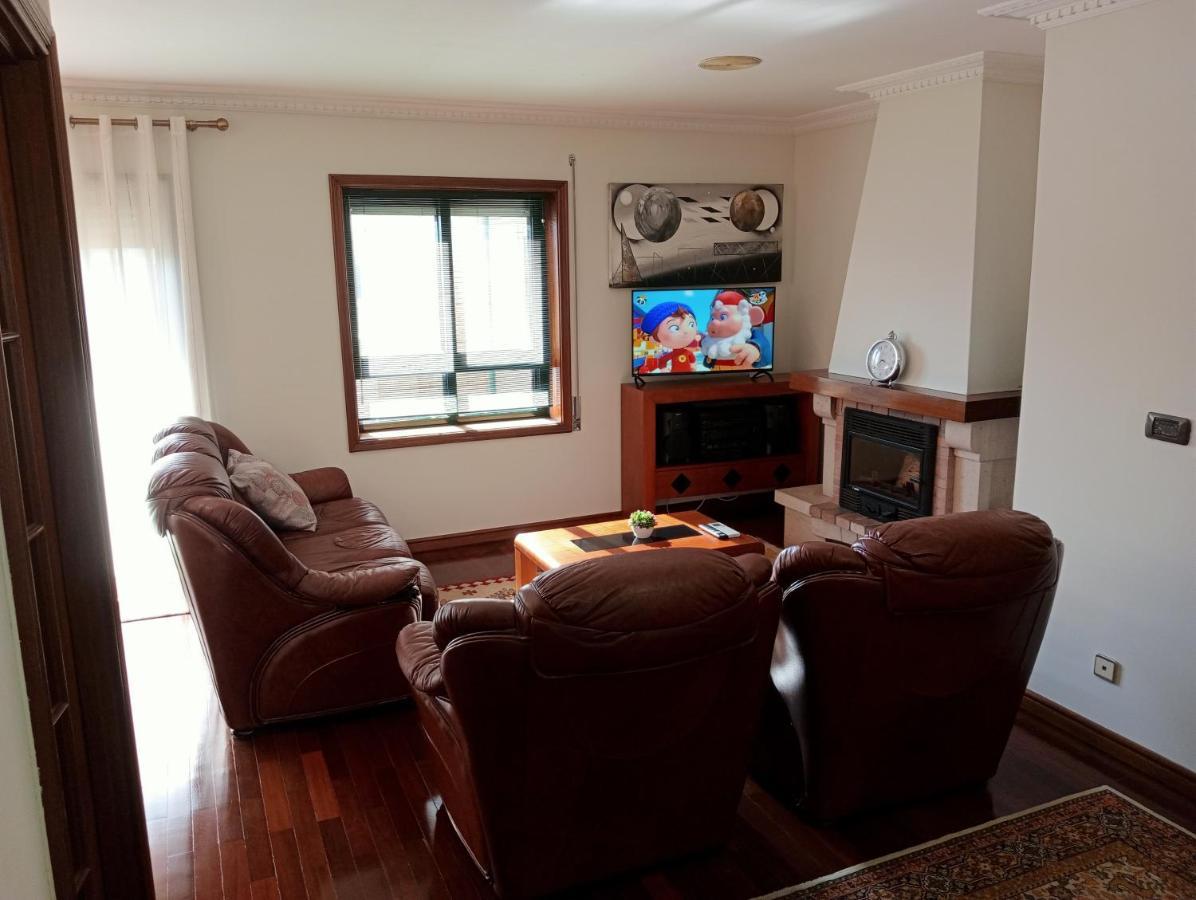 Apartamento Alvares Cabral Вила-Нова-ди-Гая Экстерьер фото