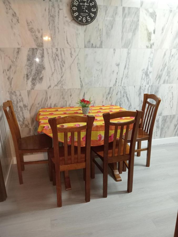 Apartamento Alvares Cabral Вила-Нова-ди-Гая Экстерьер фото